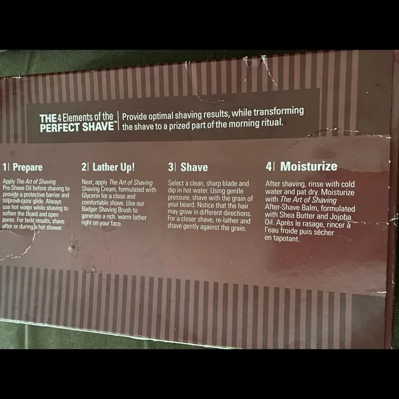 🔥 HOST PICK 🔥 The Art of Shaving 4 Elements of the Perfect Shave Mini Kit - Picture 2 of 2